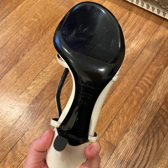 Dolce & Gabbana white straps heels - Picture 15 of 16